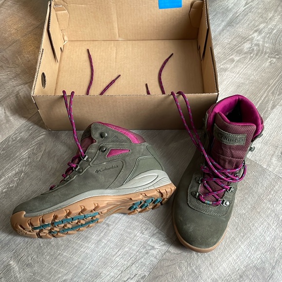 Columbia Shoes - Columbia Newton Ridge Plus Waterproof Hiking Boots